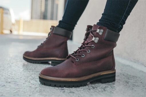 bordowe buty timberland